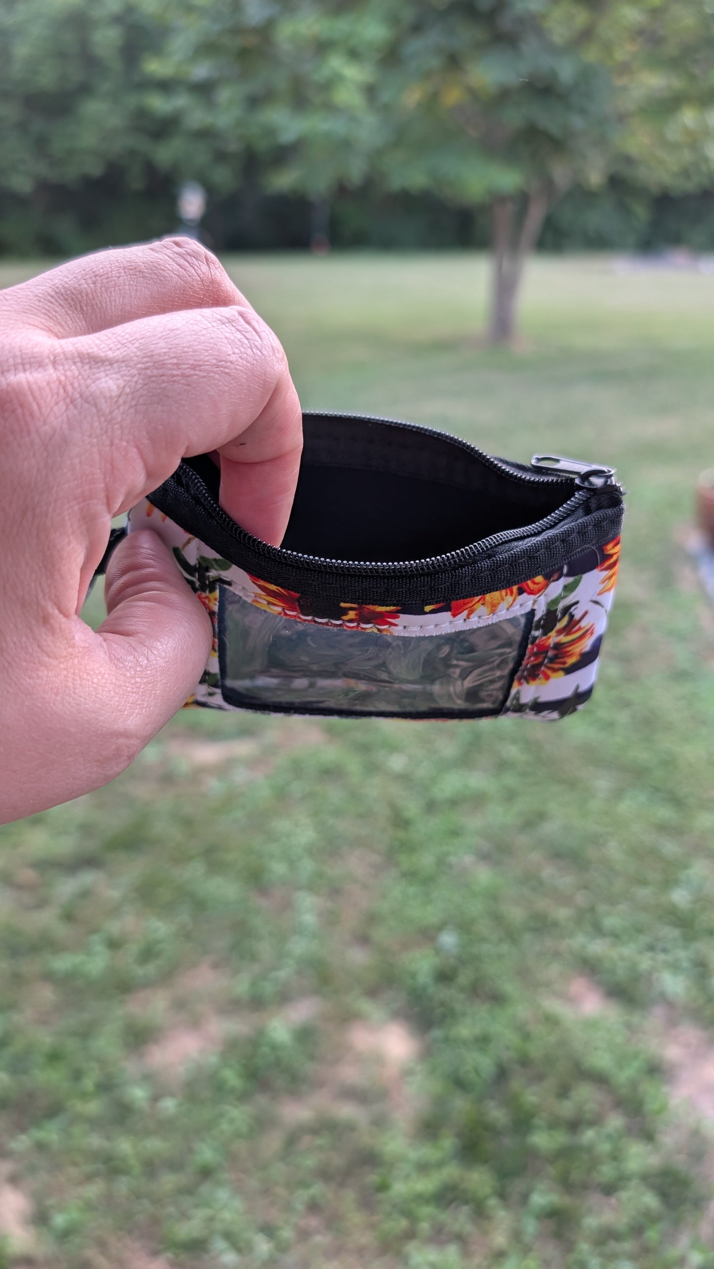 Stripped White Sunflower ID wallet wristlet